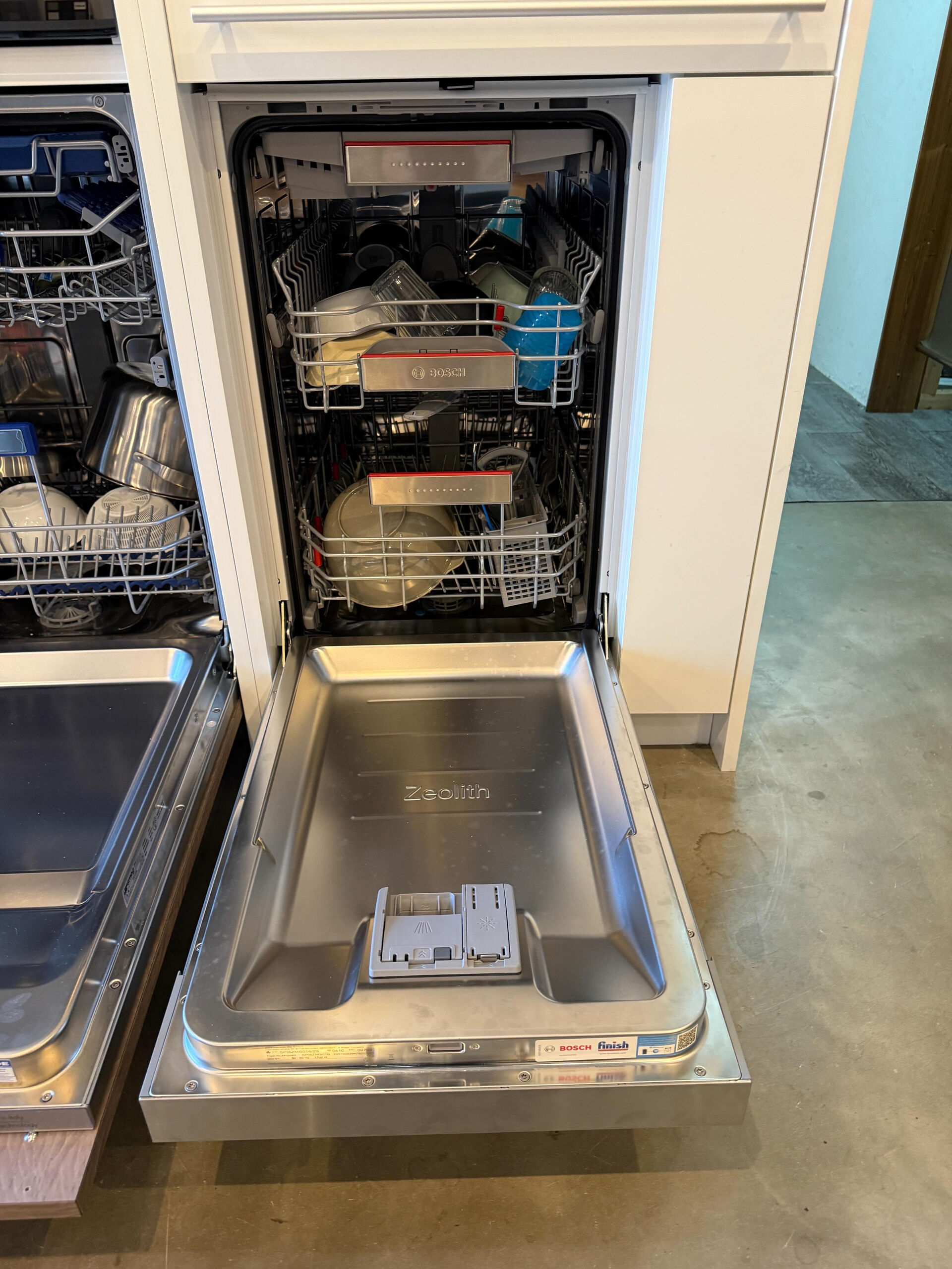 TESSAC 鳥栖店になります